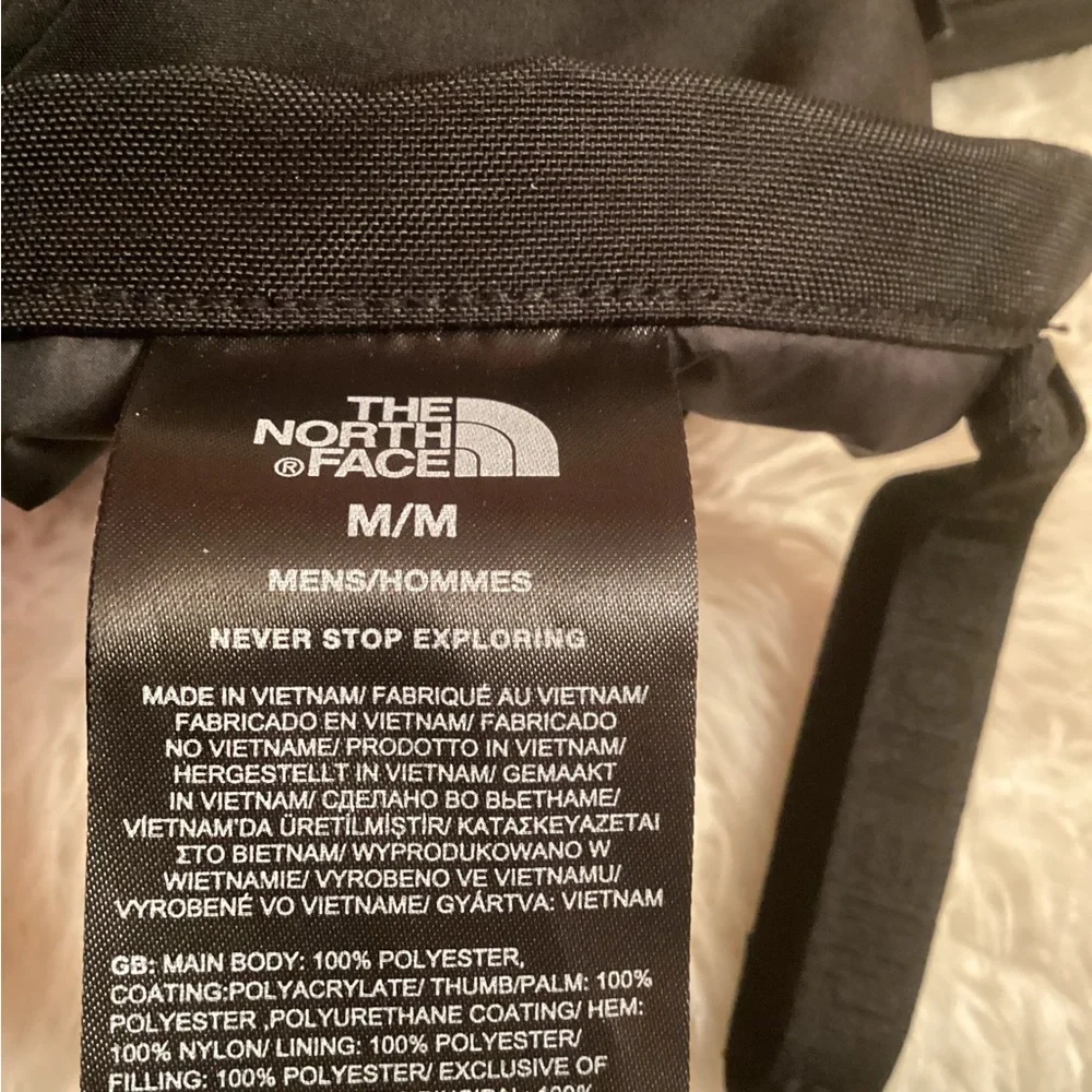 The north face black dryvent gloves size medium